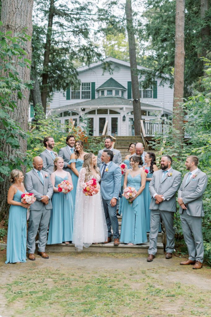 Sherwood Inn wedding party photo on the steps.