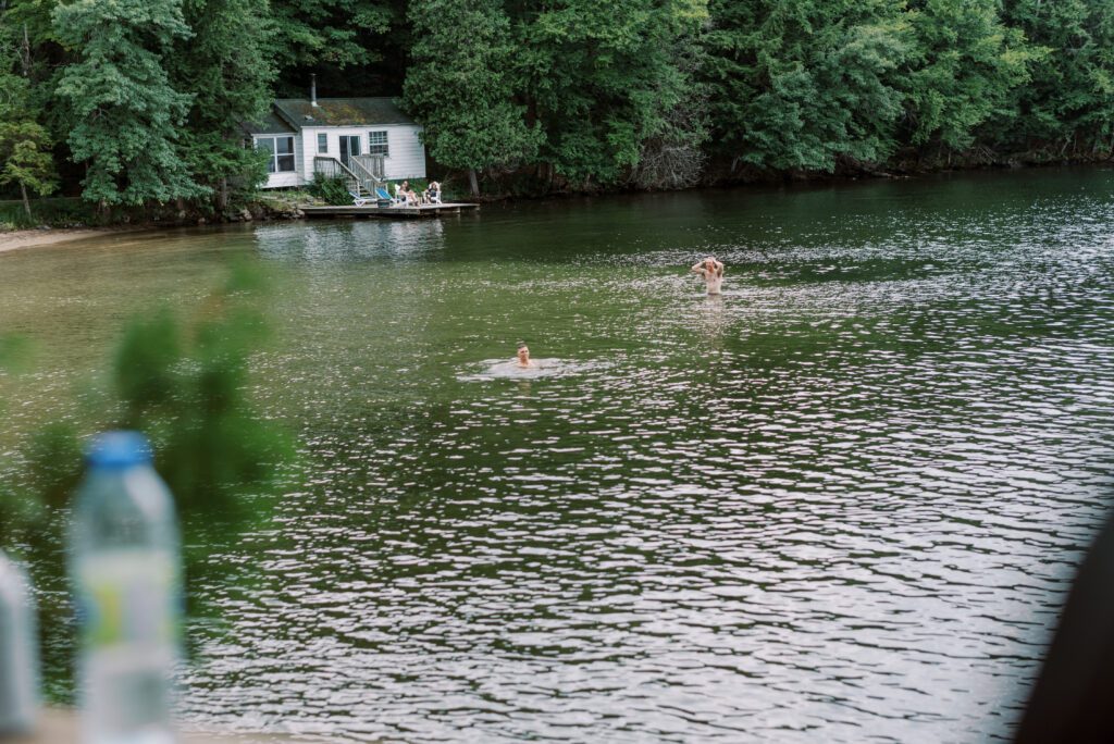 Muskoka wedding photography at The Sherwood inn.