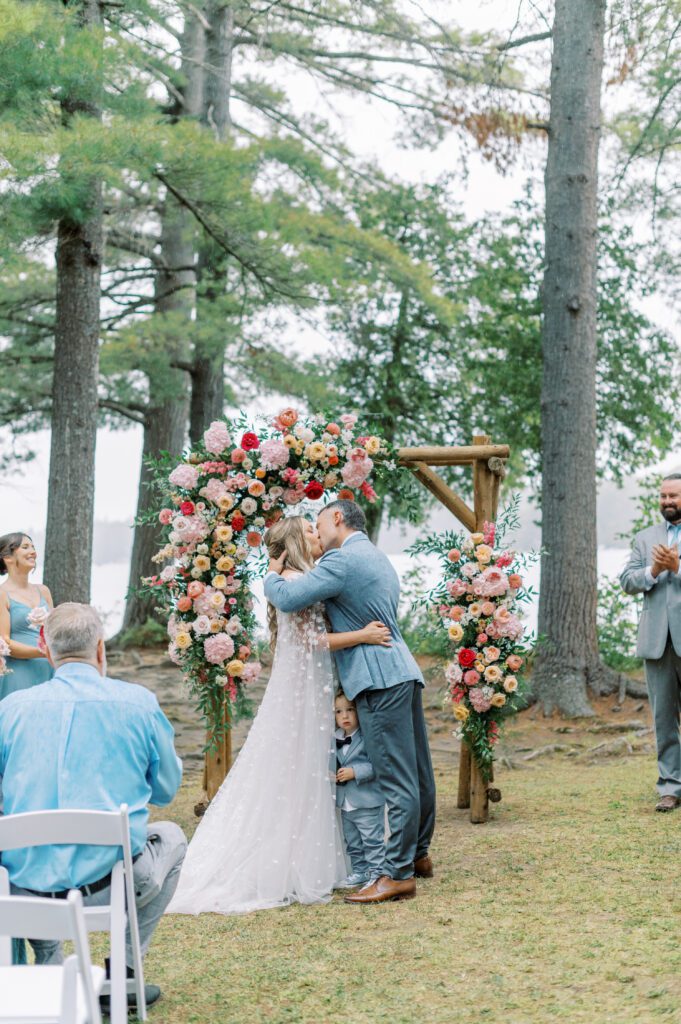 rainy wedding ceremony in Muskoka.